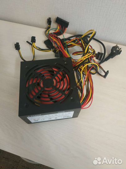 Блок питания Xilence Red Wings XN054 700W