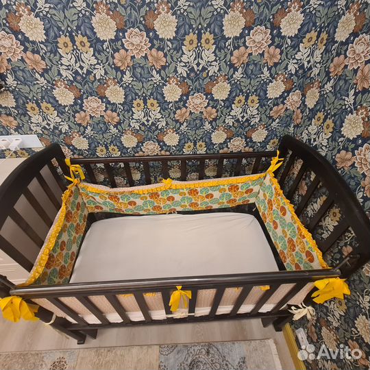 Детская кровать+матрас+бортики