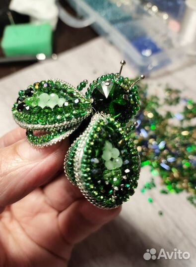 Броши ручной работы