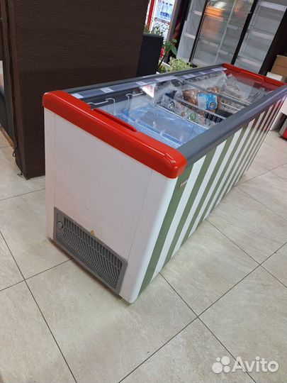 Морозильный ларь 1.8