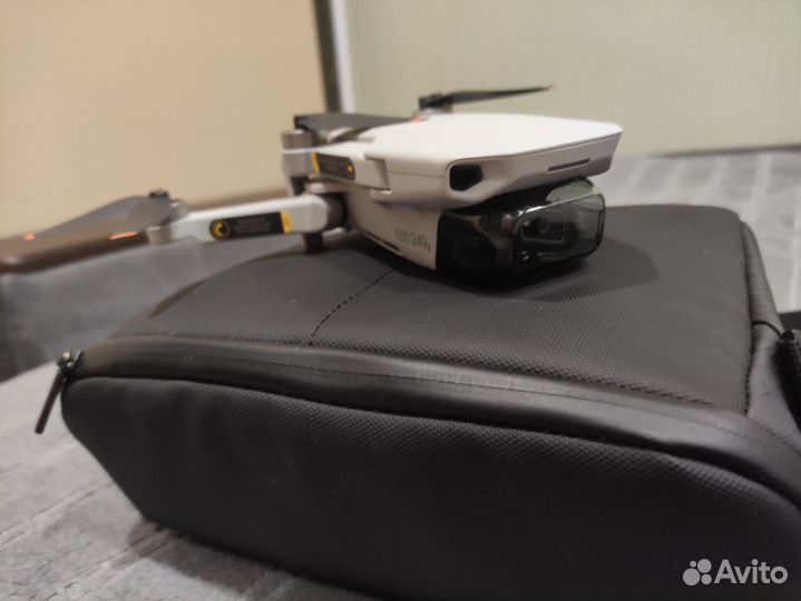 Квадрокоптер DJI Mini 2 Fly More Combo + 256Gb