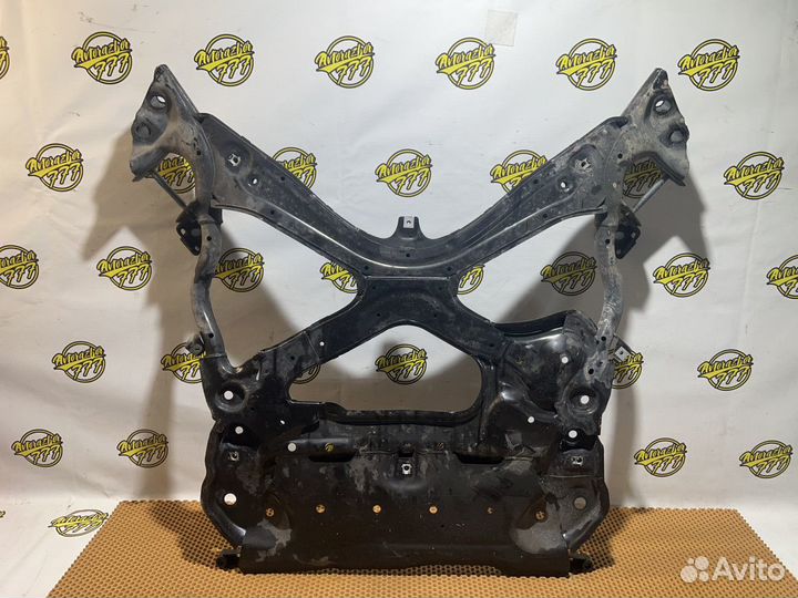 Подрамник передний Audi A4 B9 8W