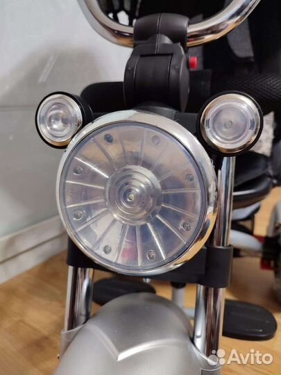 Детские велосипеды Luxmom 5199 с музыкой и фарой