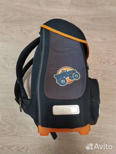 Школьный рюкзак