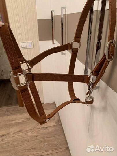 Недоуздок для лошади