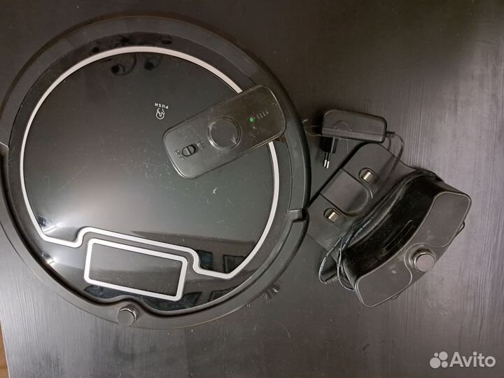 Робот пылесос на запчасти