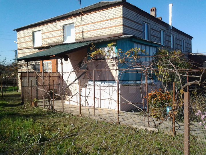 3-к. квартира, 107,5 м², 2/2 эт.