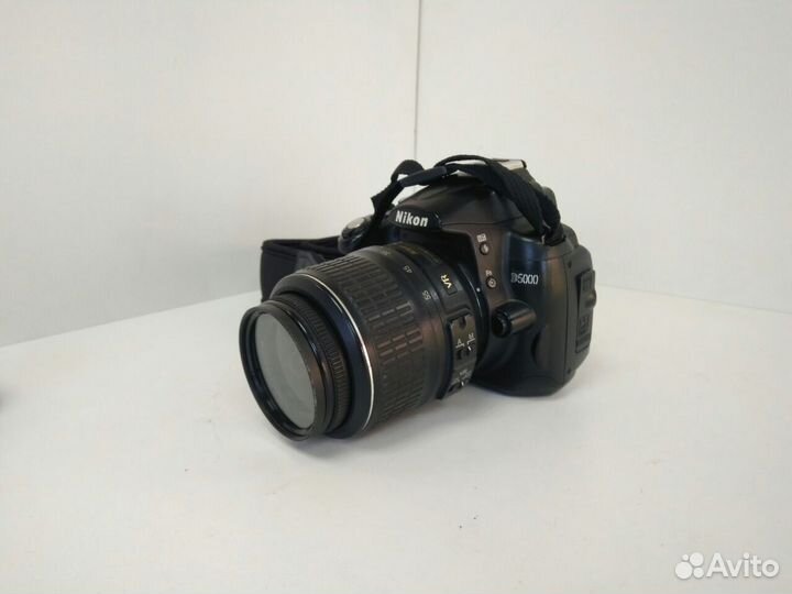 Фотоаппарат зеркальный Nikon D5000
