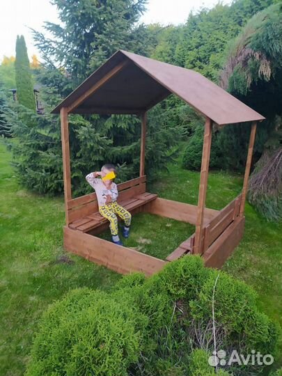 Песочница с крышей для детей