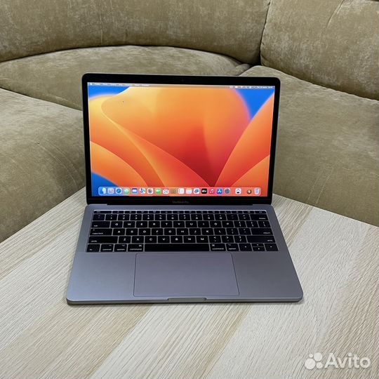 MacBook Pro 13 2017 i5/8/256gb (127 циклов)