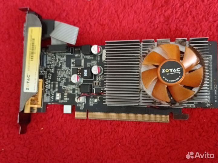 Процессор r3 2200g, gt520 1gb