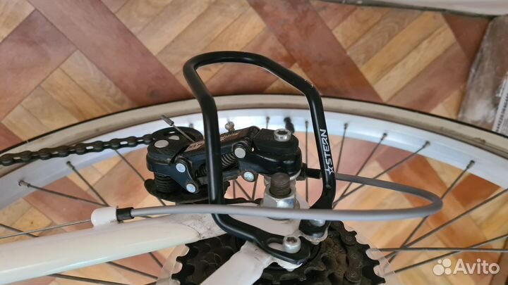 Велосипед подростковый B'twin Poply 300 24