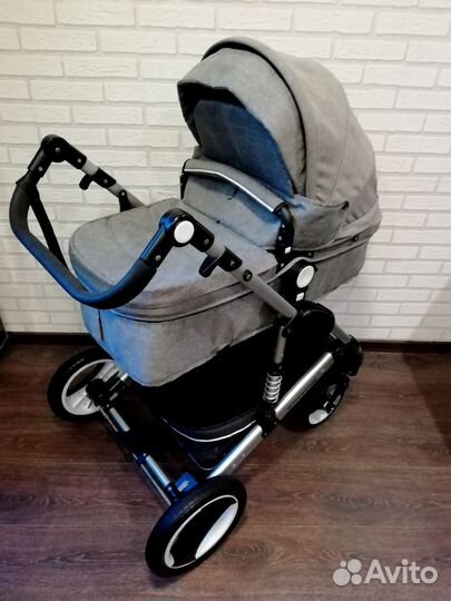 Коляска 2в1 трансформер с рождения