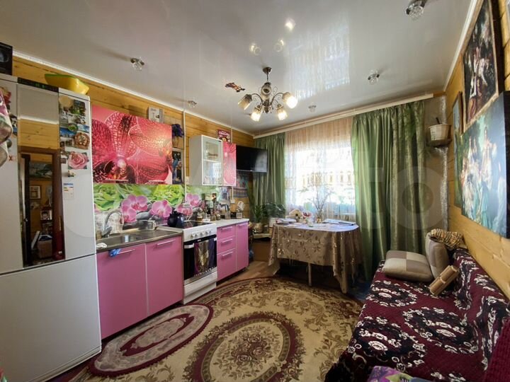 Дом 50 м² на участке 8 сот.