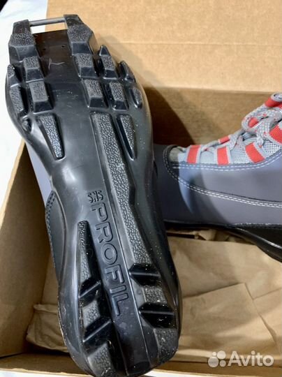 Продаю лыжные ботинки Marax MX300 37 размер