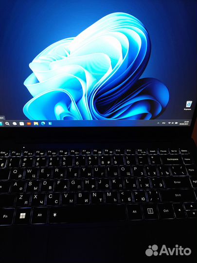 Ноутбук Infinix Inbook XL23 в идеальном состоянии
