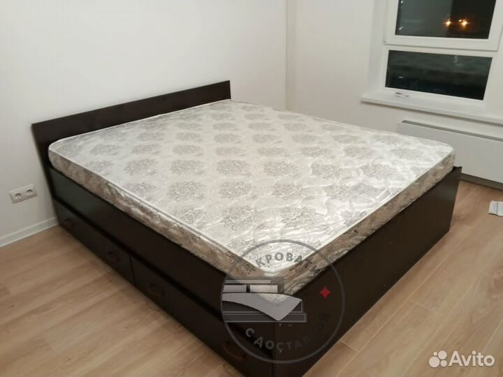 Кровать двухспальная