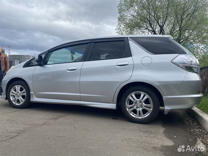 Honda Fit Shuttle 1.3 CVT, 2011, 145 000 км