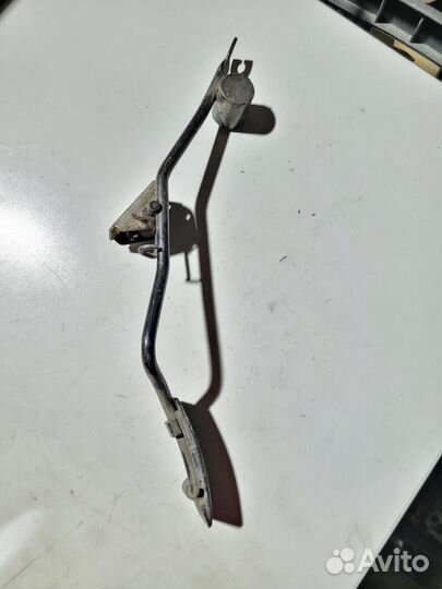 Педаль газа Nissan Avenir Salut