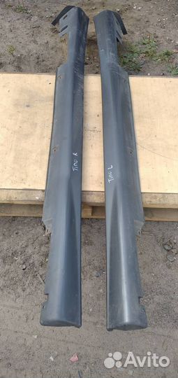 Накладка на порог Nissan Almera Tino V10