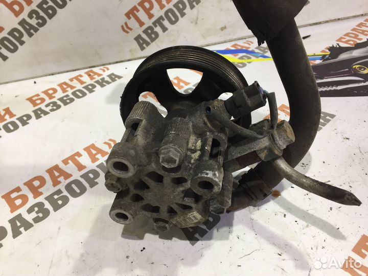 Тойота Превия Насос гидроусилителя руля