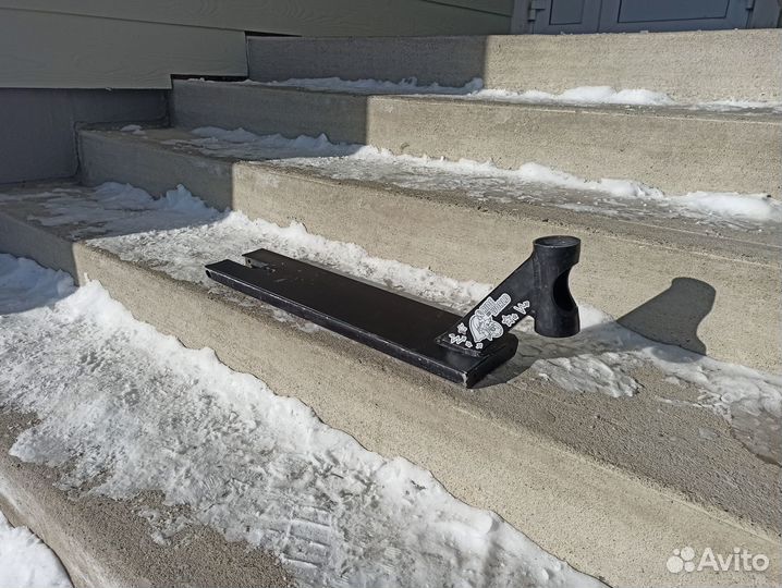 Дека для трюкового самоката