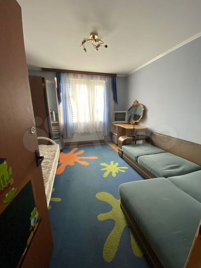 Комната 16 м² в 4-к., 23/25 эт.