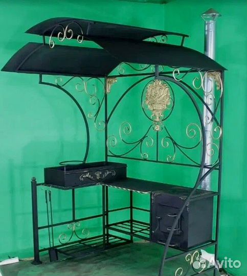 Беседка с мангалом