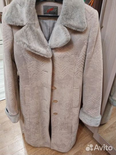 Новое пальто 44 - 46 размер