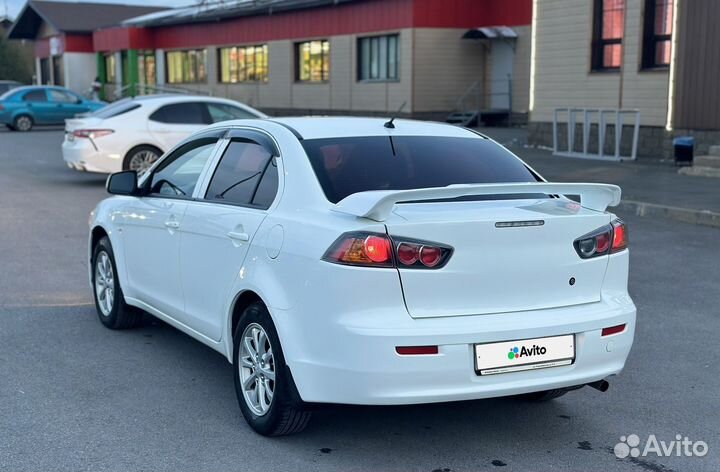 Mitsubishi Lancer 1.6 МТ, 2011, 216 000 км