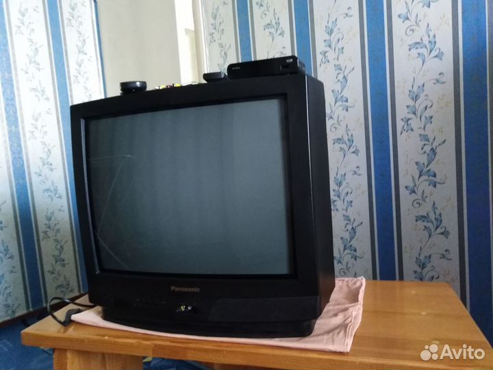 Телевизор panasonic