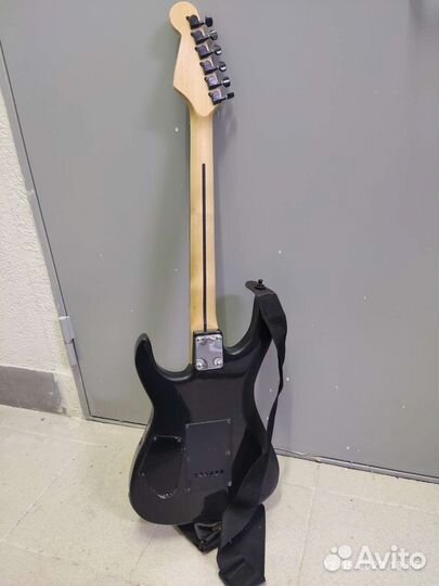 Электрогитара