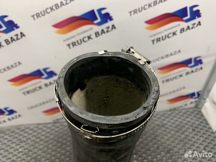 Патрубок радиатора Volvo FH