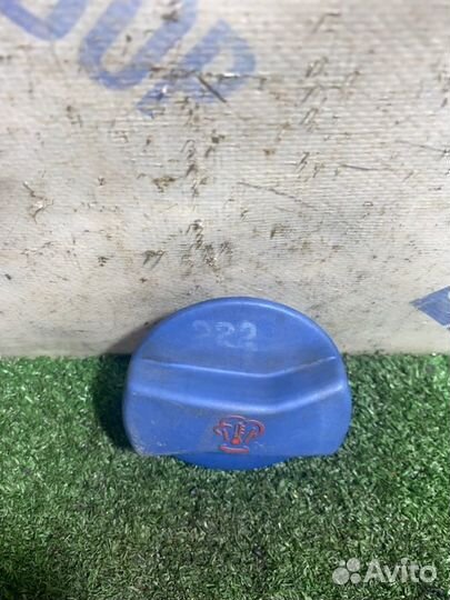 Крышка расширительного бачка Volkswagen Touareg