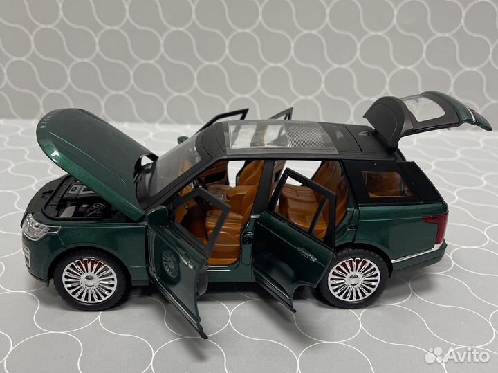 Металлическая модель Range Rover 1:24