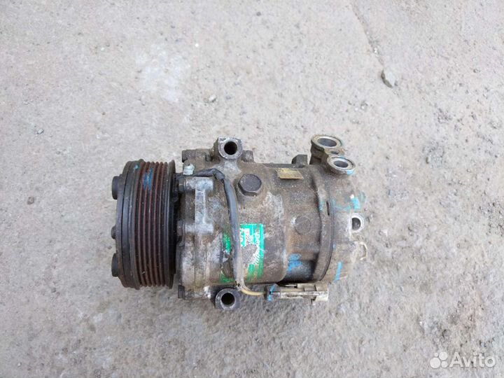 Компрессор кондиционера опель