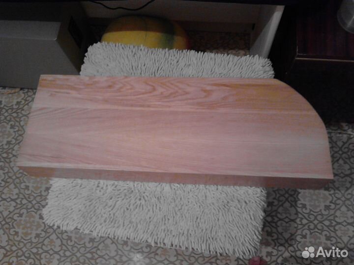 Ступенька или полка 710*253 ясеневый шпон / сосна