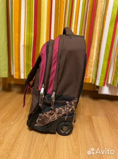 Рюкзак на колесах