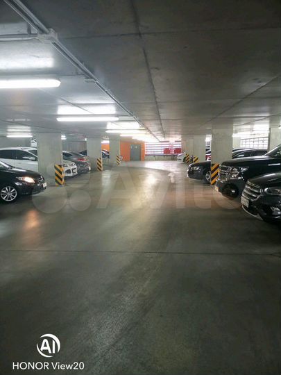 Машиноместо, 13 м²