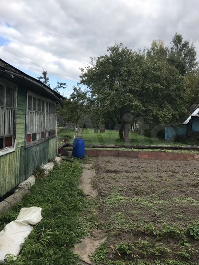 Дача 25 м² на участке 10 сот.