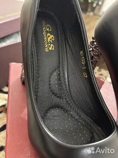 Туфли женские