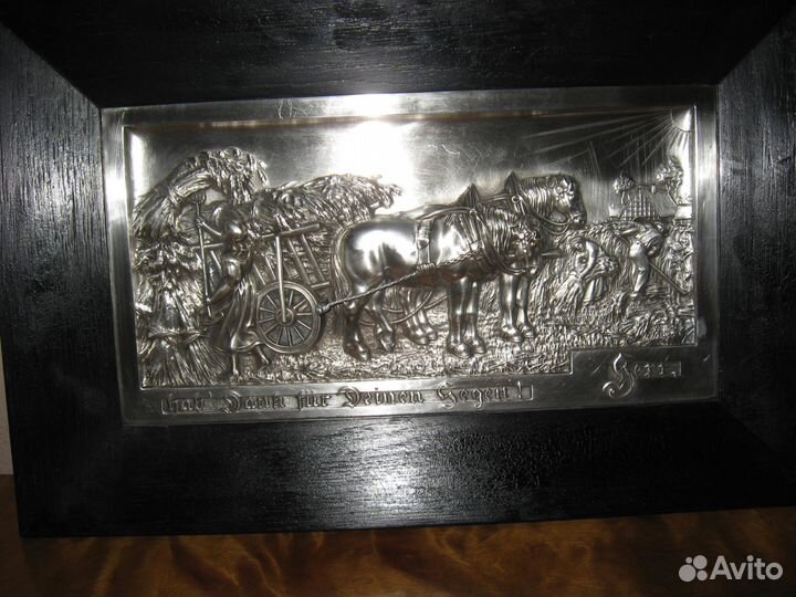 Плакетка антикварная 20-е годы лошадки