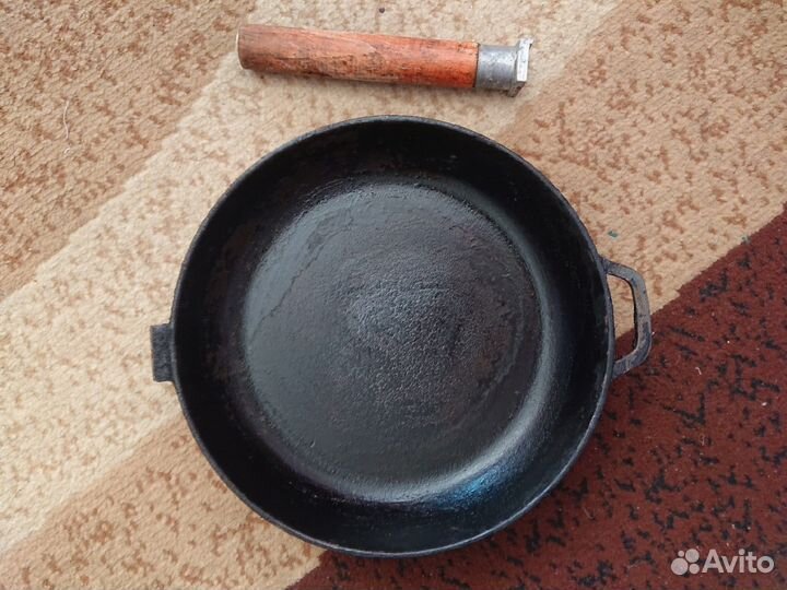 Сковорода чугунная