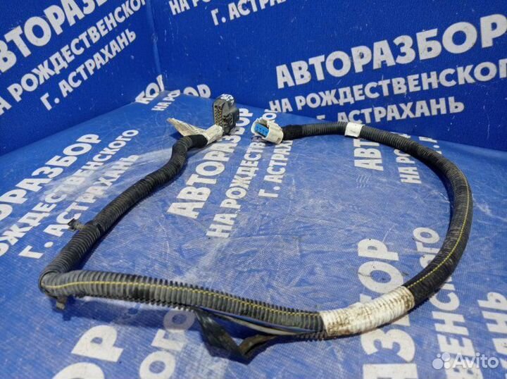 Проводка Opel Astra J хэтчбек A16XER 2011