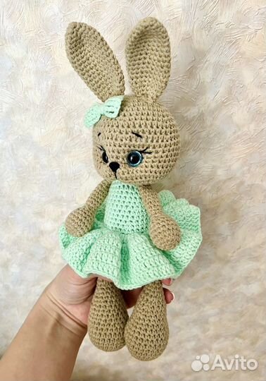 Вязанные игрушки, зайка амигуруми