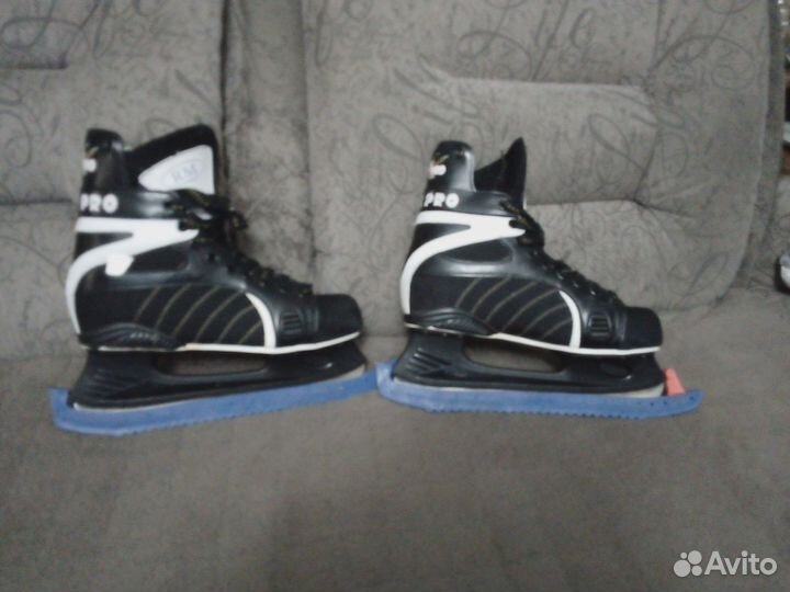 Продам коньки