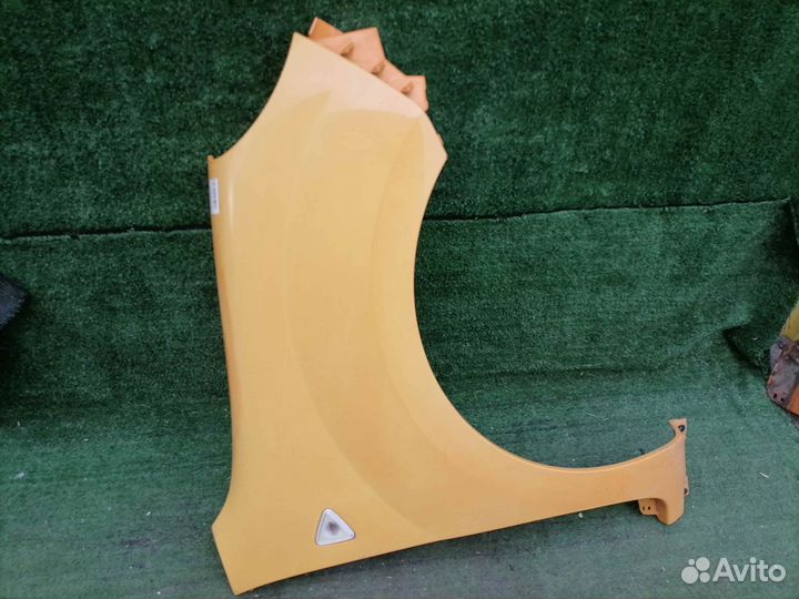 Крыло переднее правое Renault Kangoo KW0D