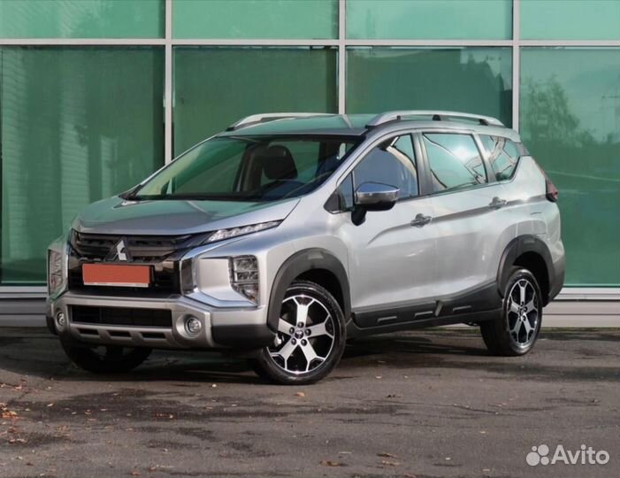 Mitsubishi Xpander Cross 1.5 AT, 2023, 15 км