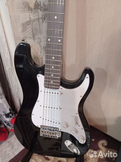 Электрогитара с комплектом