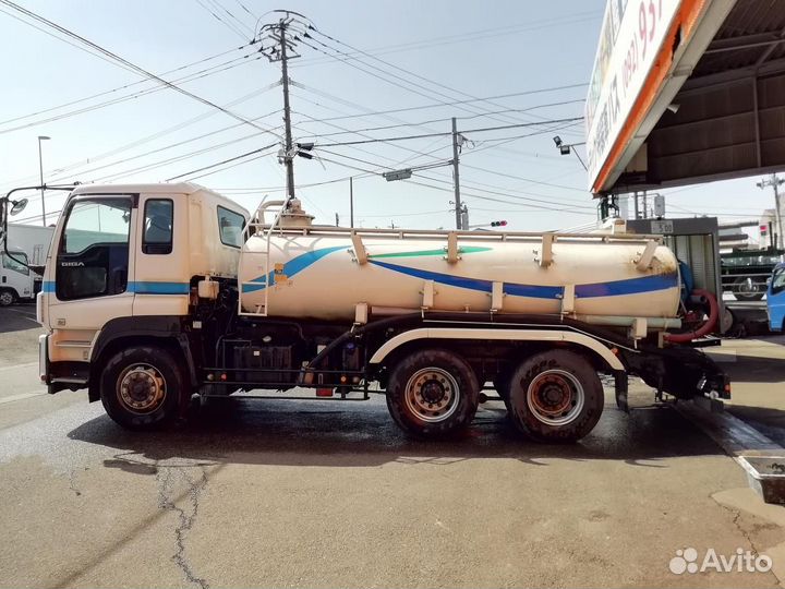 Ассенизатор Isuzu Giga